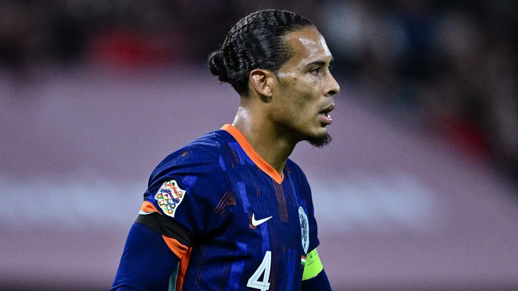 Waarom Van Dijk eerder terugkomt van interland