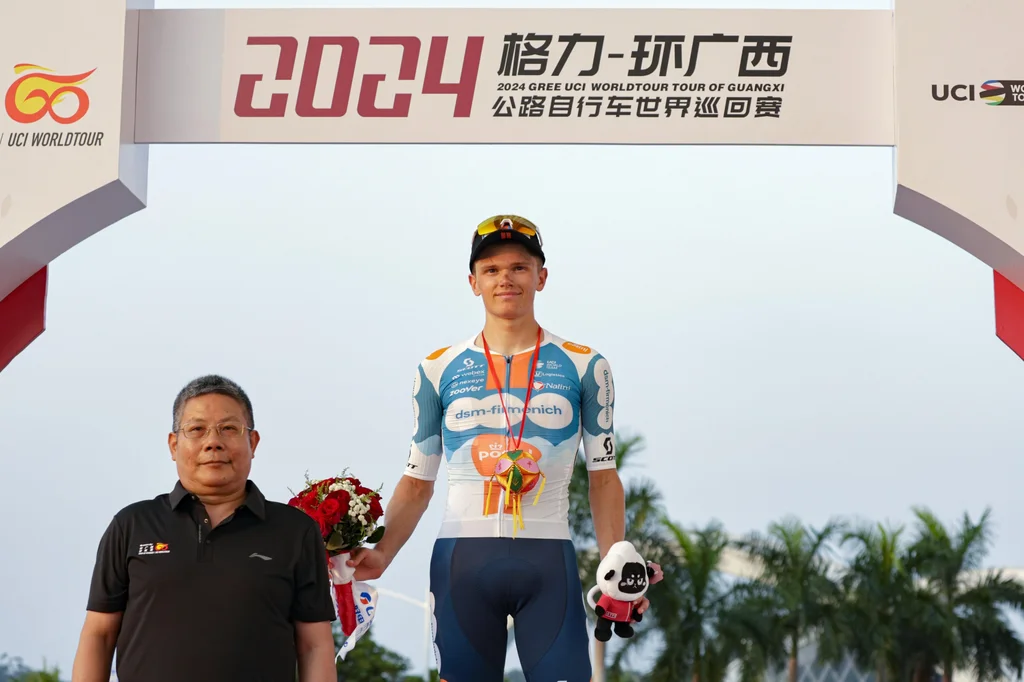 Oscar Onley 2e in GC na finale Tour of Guangxi