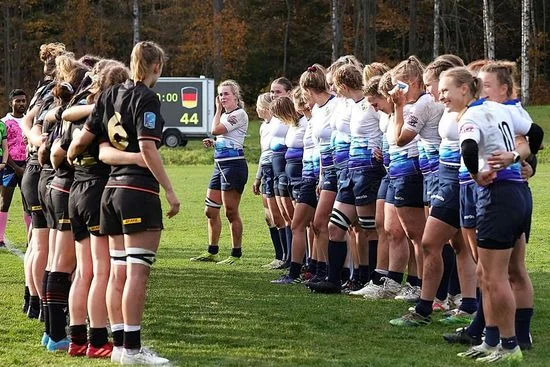 Duitse vrouwen winnen met gemak van Finland