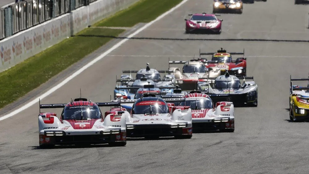 Porsche an der Spitze beim WEC-Finale in Bahrain